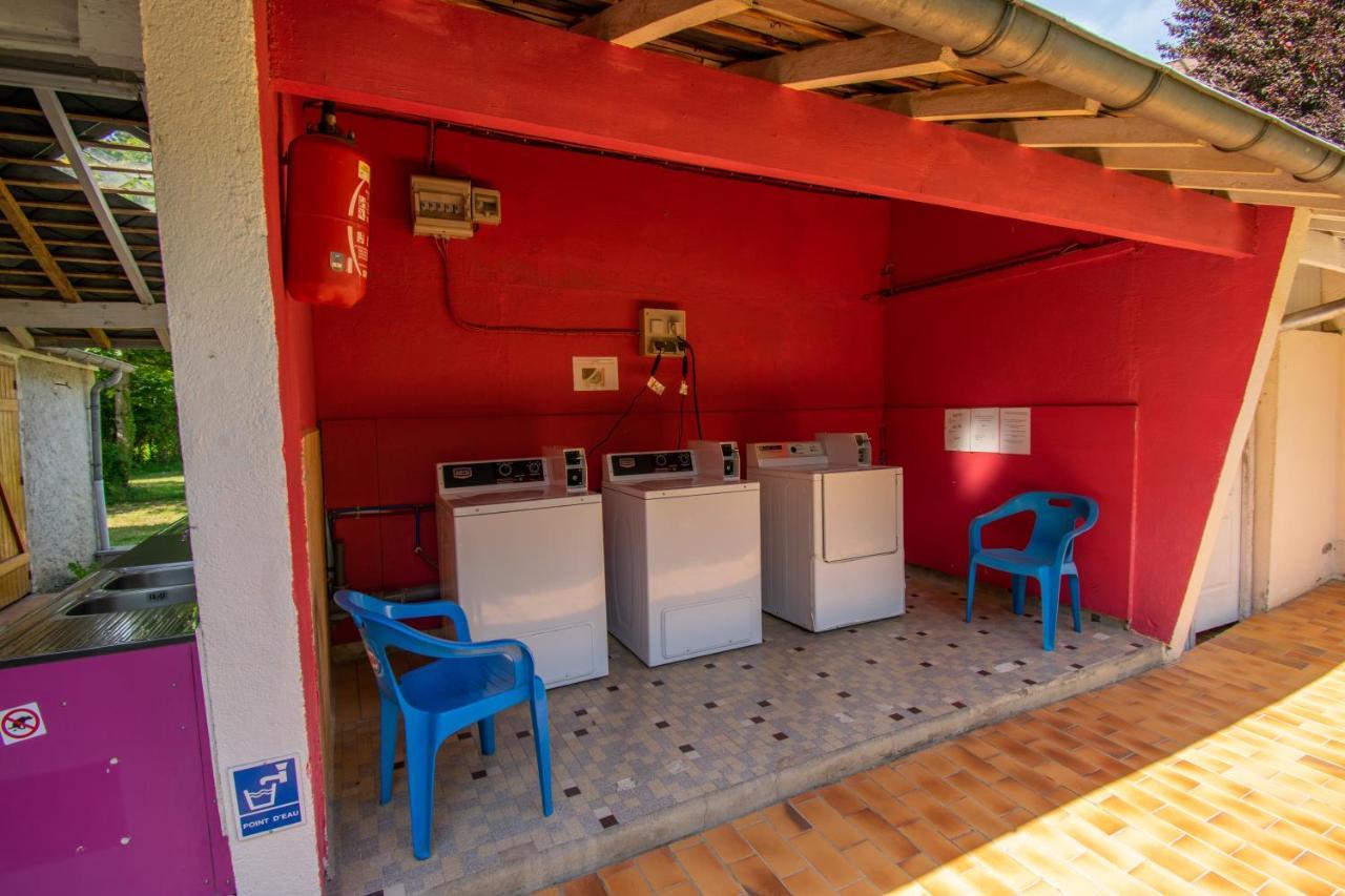 Camping Des Bains Saint-Honoré Exterior foto