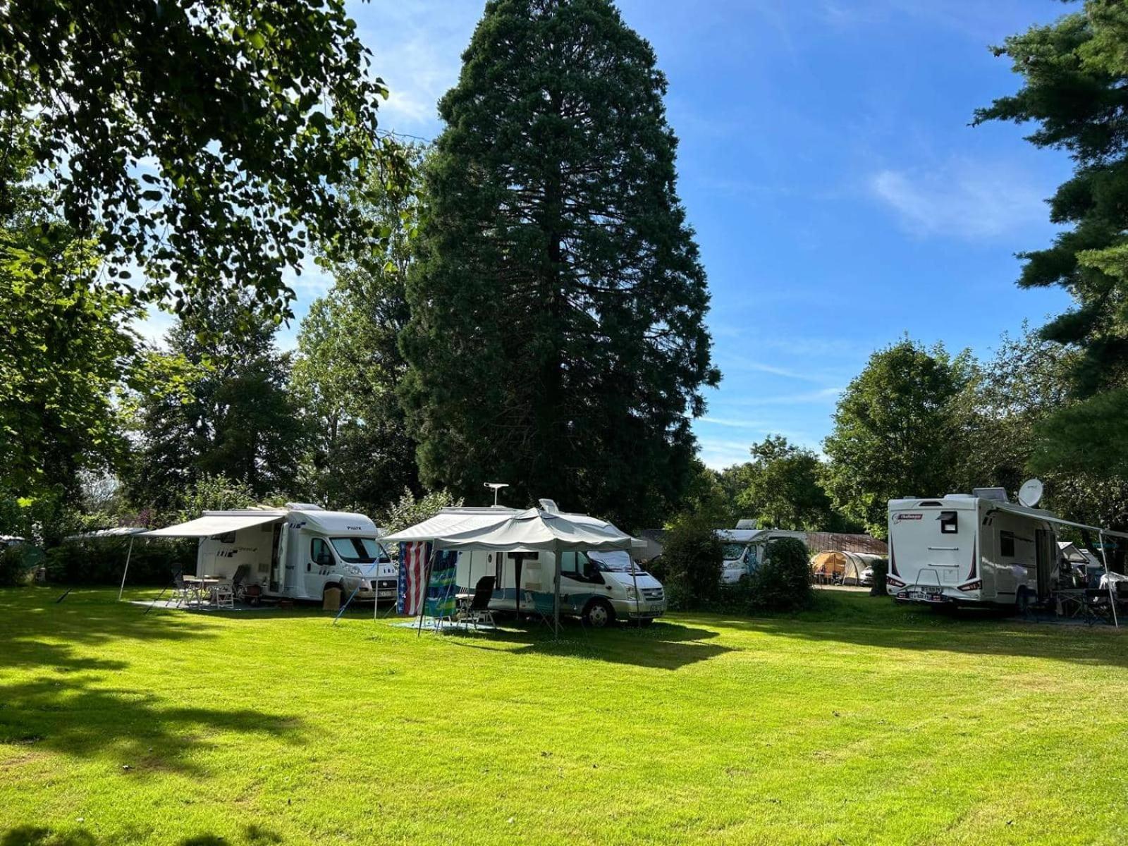 Camping Des Bains Saint-Honoré Habitación foto