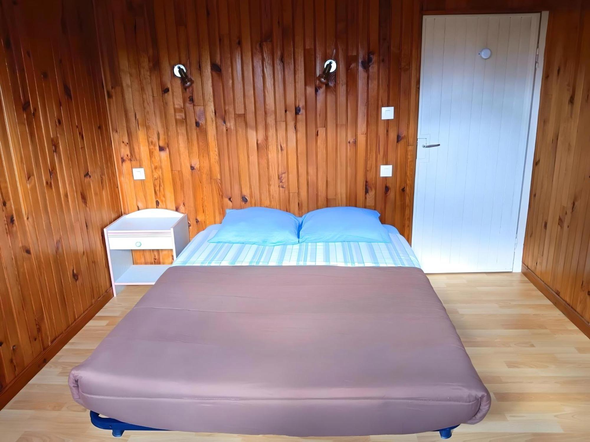 Camping Des Bains Saint-Honoré Habitación foto